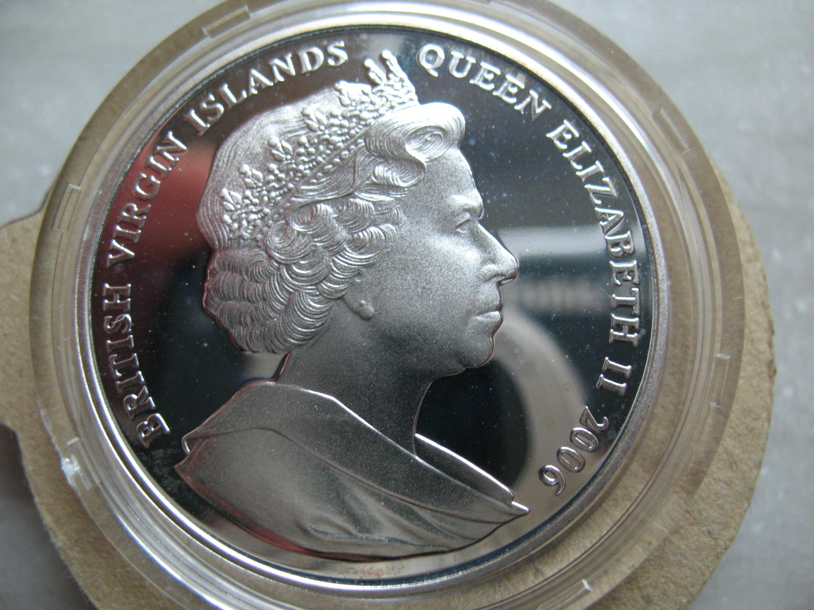 2006年英属维尔京群岛10元精制纪念大银币-爱